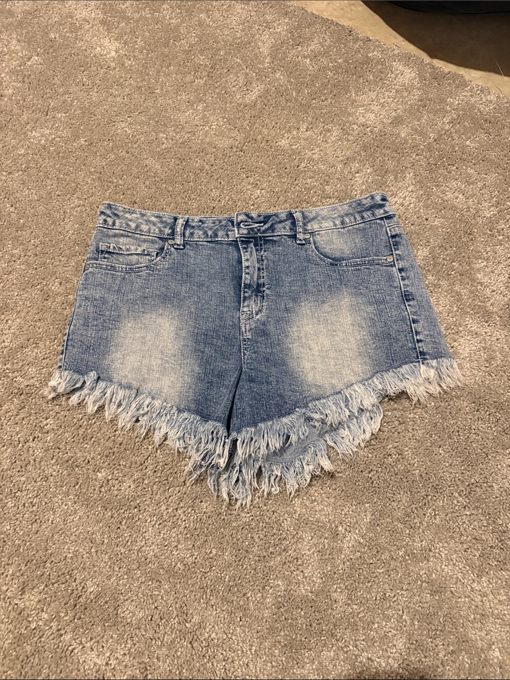 Altar'd State Light Blue Frayed Hem Denim Shorts size 30